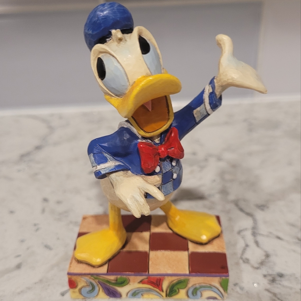 Jim Shore Donald Duck "All quacked up"
